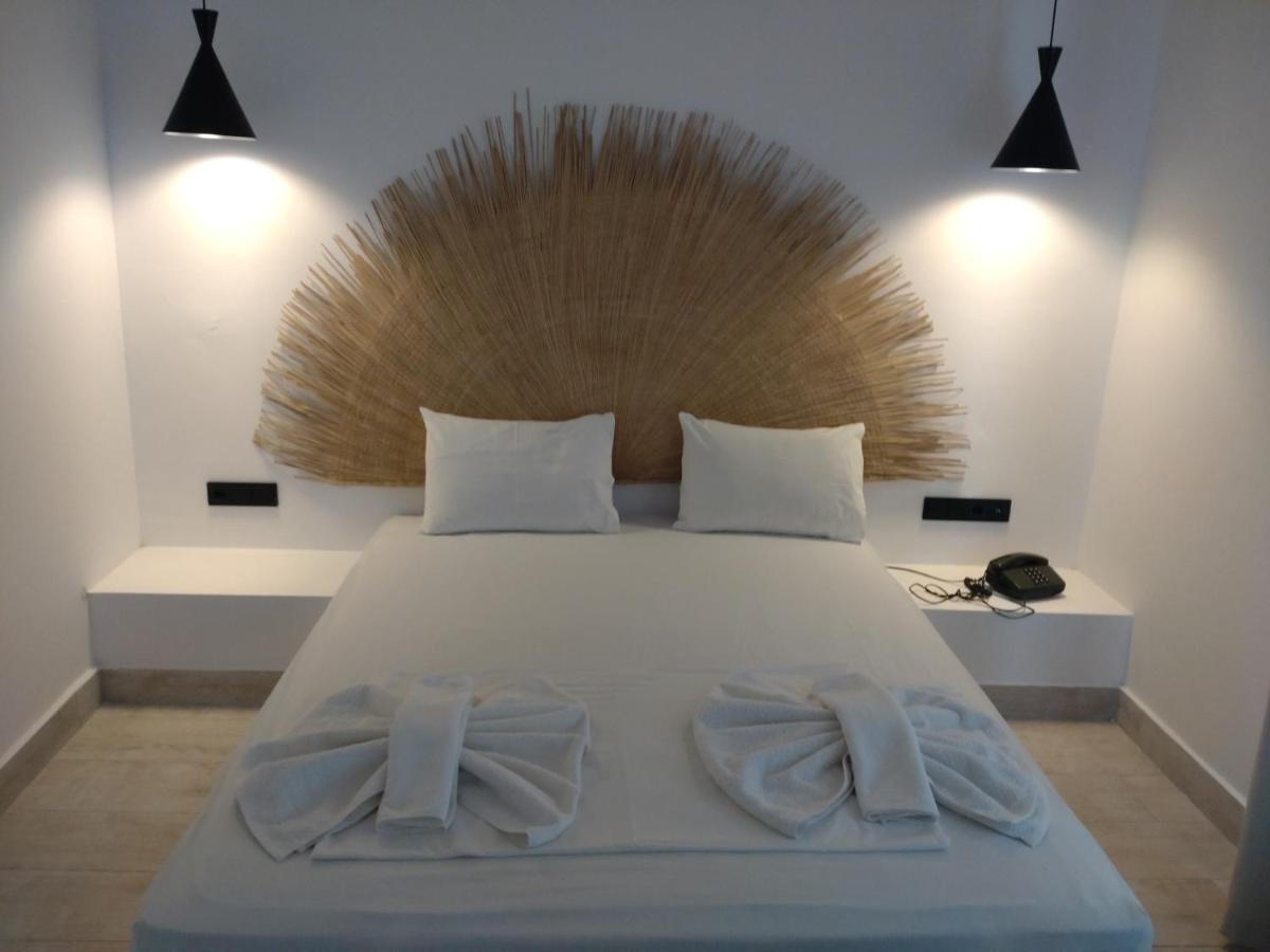 Kyra Panagia Hotel エクステリア 写真