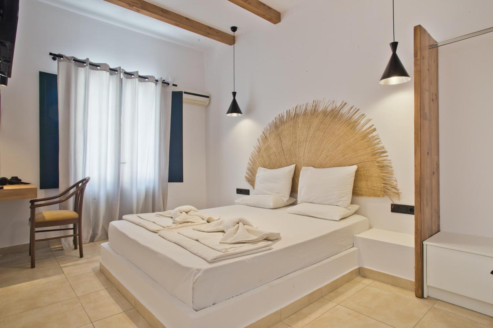 Kyra Panagia Hotel エクステリア 写真