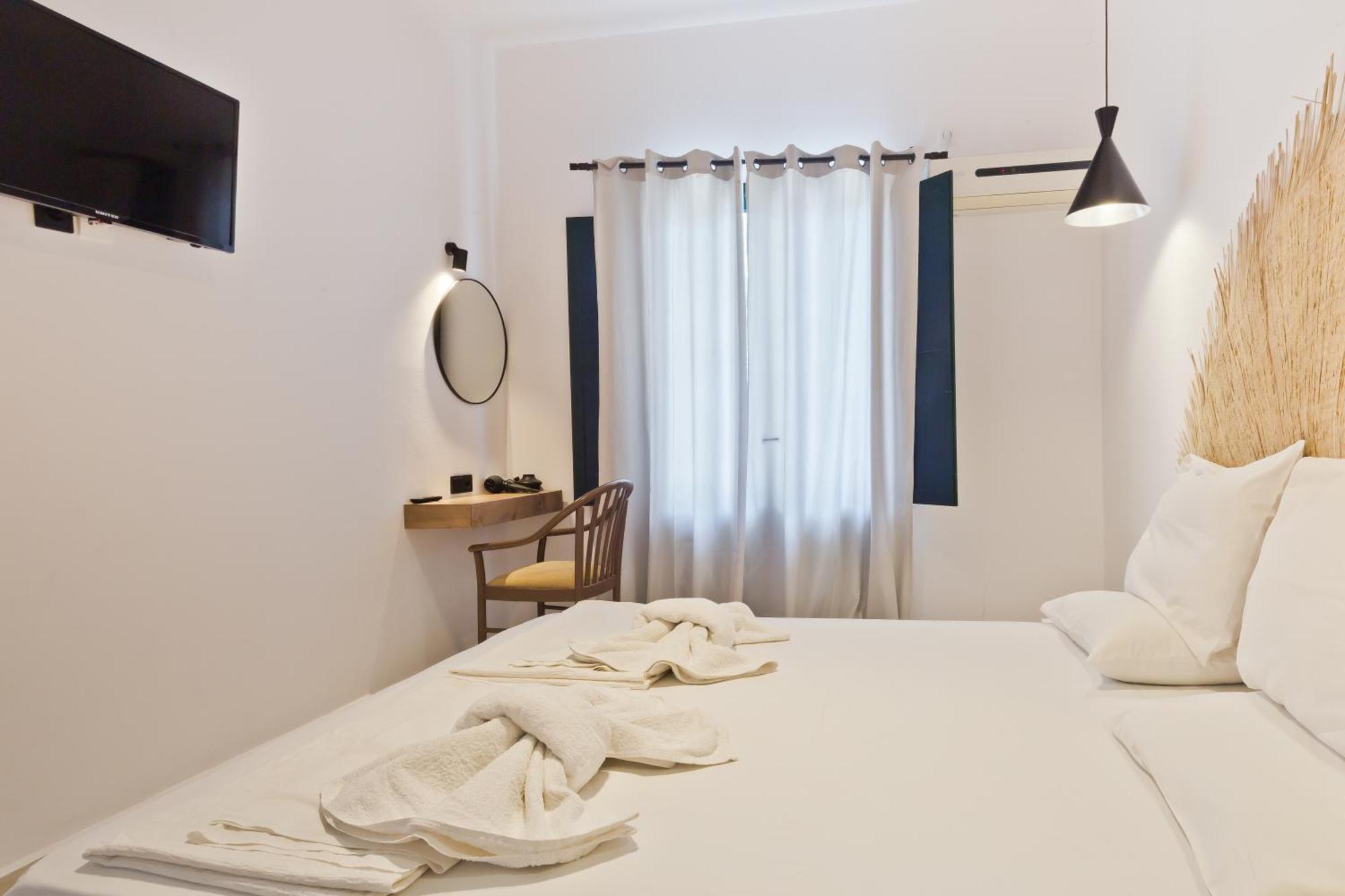 Kyra Panagia Hotel エクステリア 写真