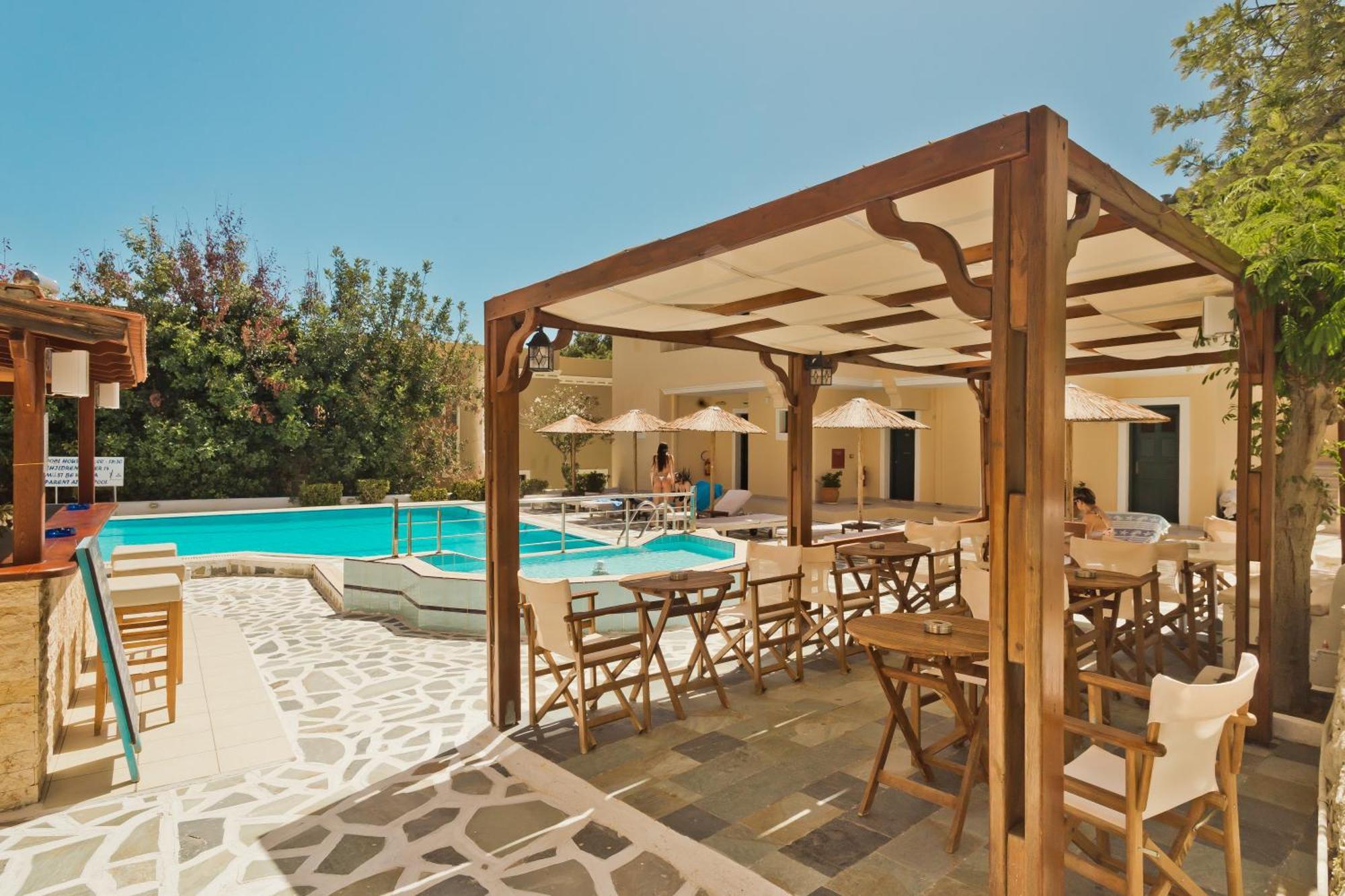 Kyra Panagia Hotel エクステリア 写真