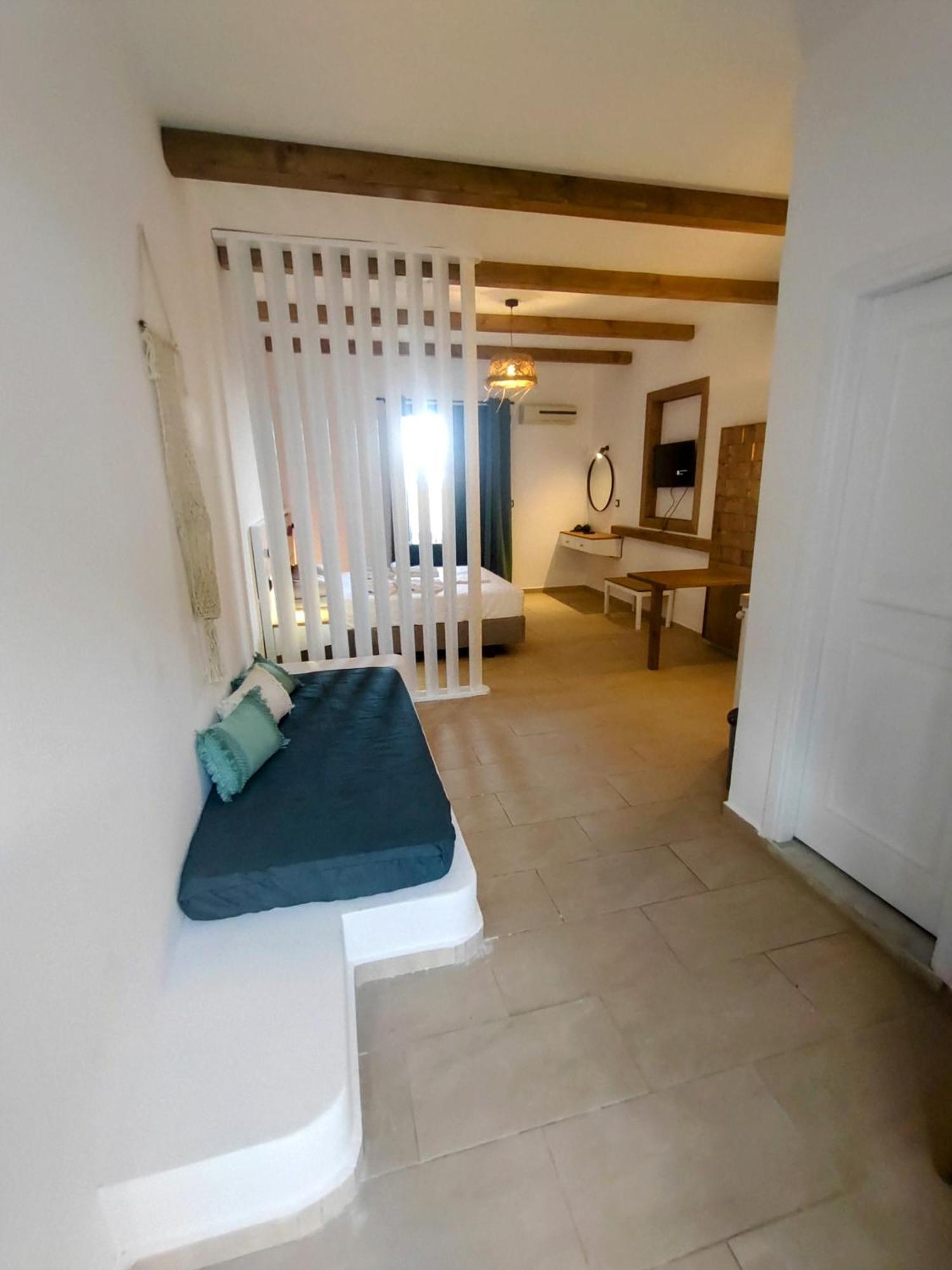 Kyra Panagia Hotel エクステリア 写真