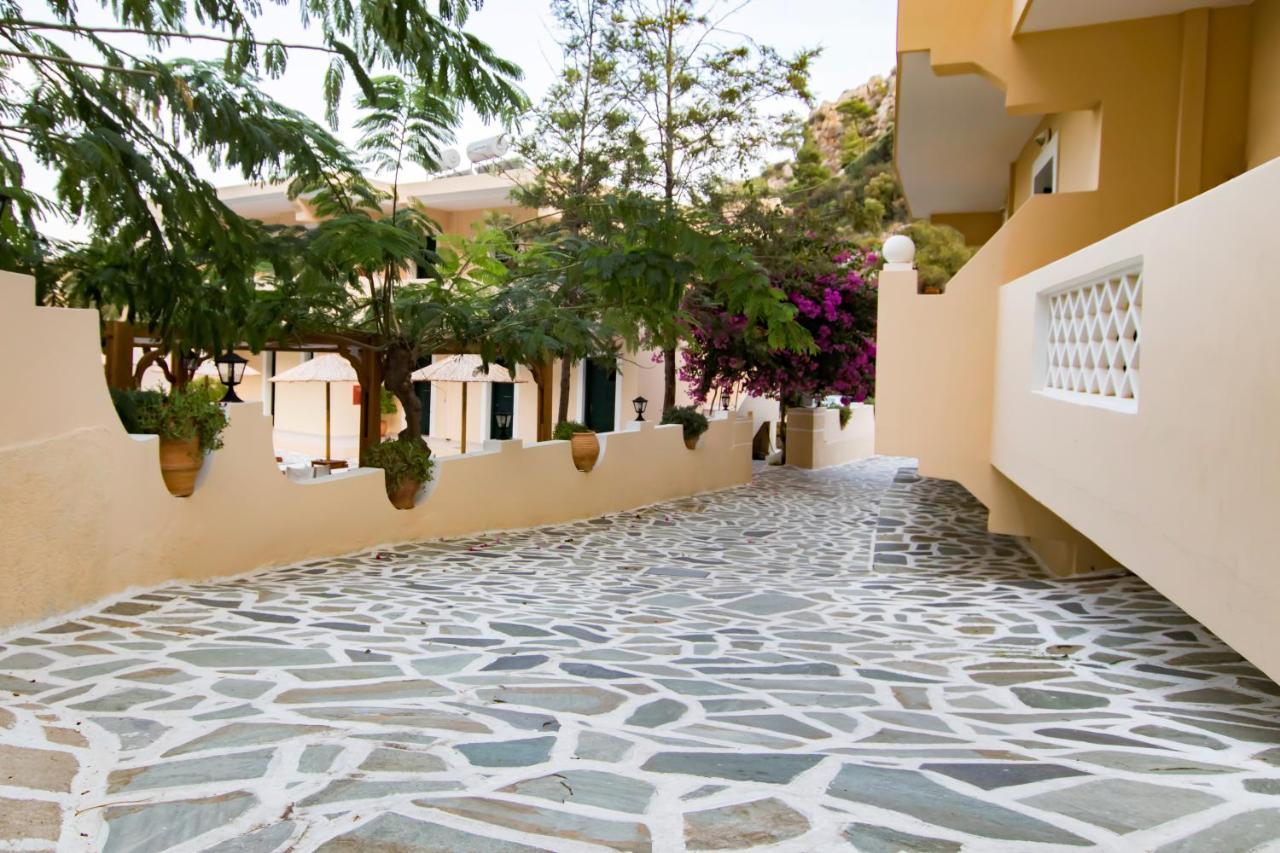 Kyra Panagia Hotel エクステリア 写真